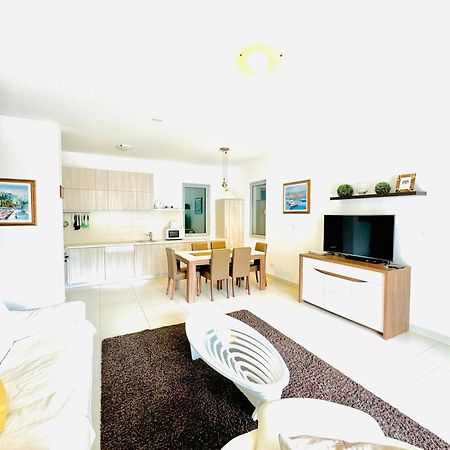Lavender Bay Apartment C21 Morinj Bagian luar foto